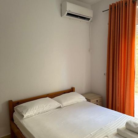 Vila Lemon Tree Sarande Exterior photo