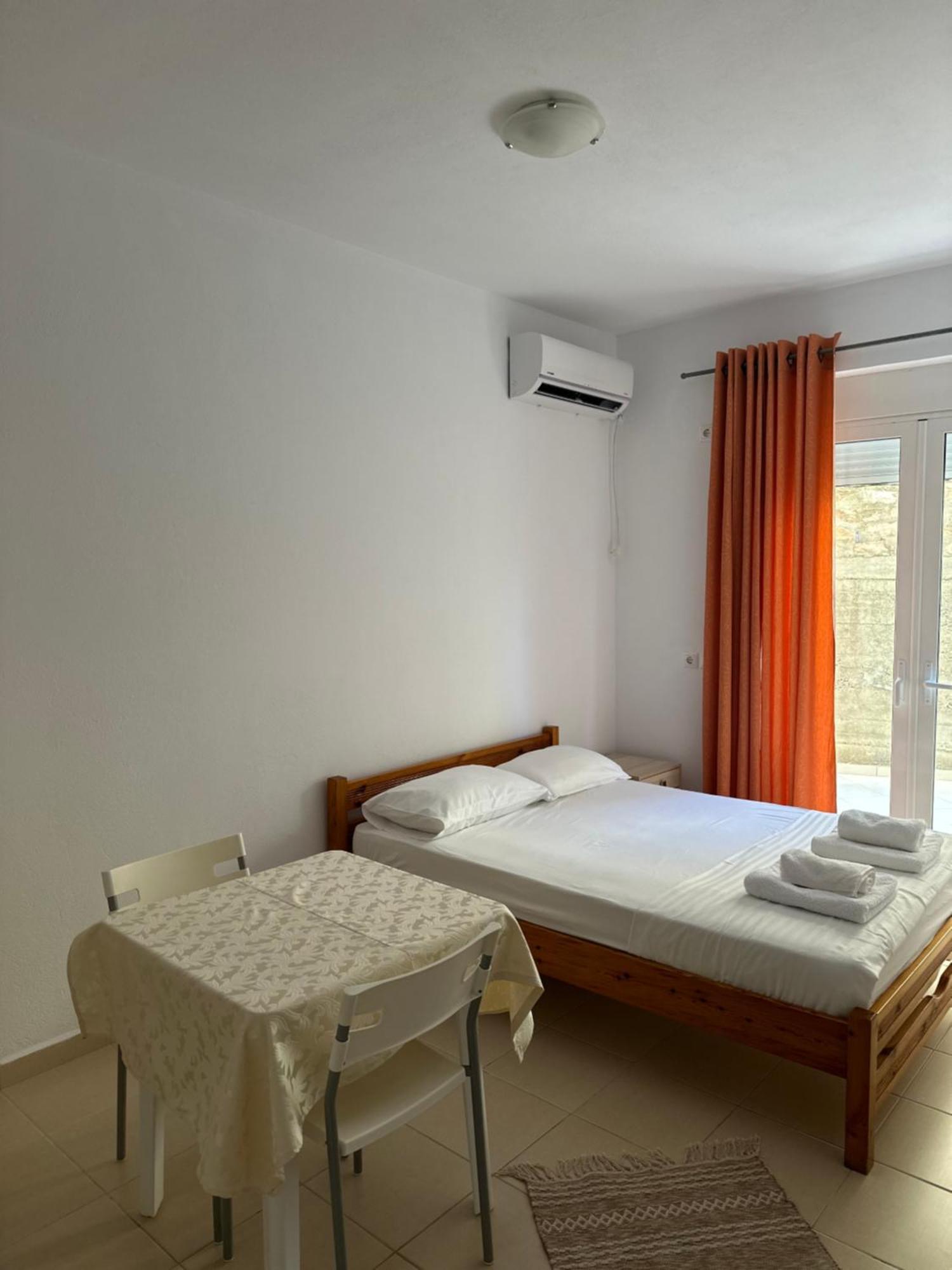 Vila Lemon Tree Sarande Exterior photo